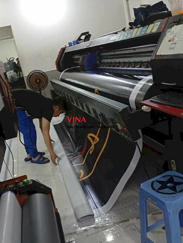 In phông nền gian hàng trưng bày linh phụ kiện xe máy tại sự kiện giải đua xe Drag Racing - INKTS2245