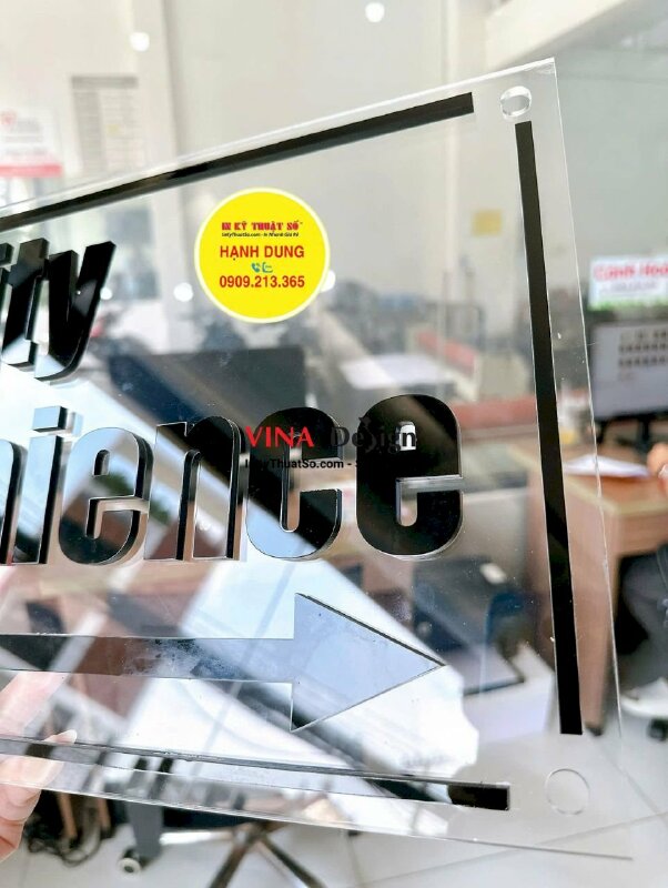 Làm bảng hiệu Mica thông tin hướng dẫn, gắn 4 con ốc kiểu - INKTS2230