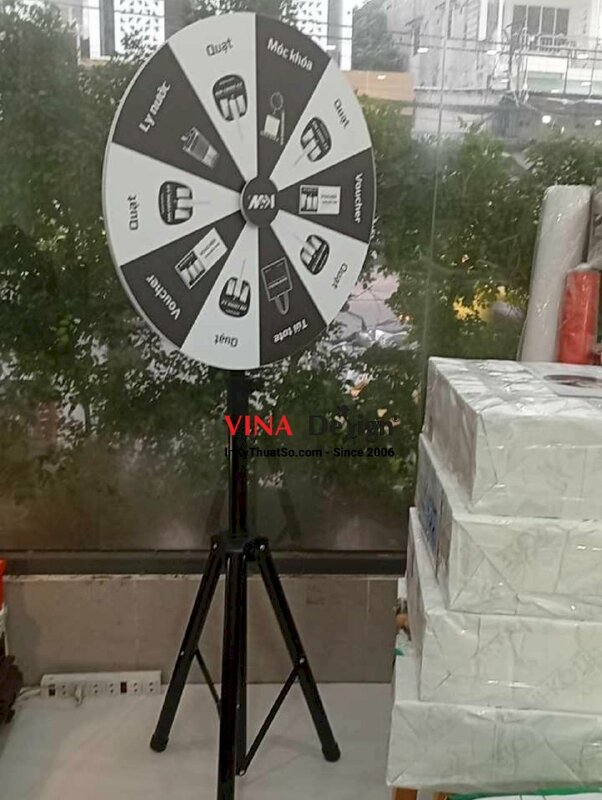 Vòng xoay may mắn chân sắt xếp gọn, tháo lắp được cho cửa hàng vật liệu xây dựng, gạch ốp lát - INKTS3669