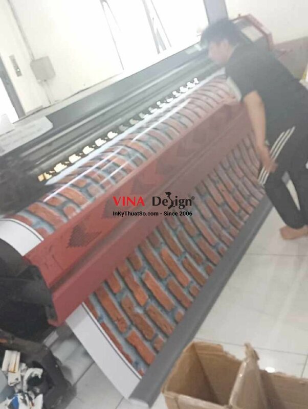 In backdrop tường nền gạch đỏ, in bạt hiflex đế xám (bạt 2 da) khổ lớn mực dầu - INKTS2273