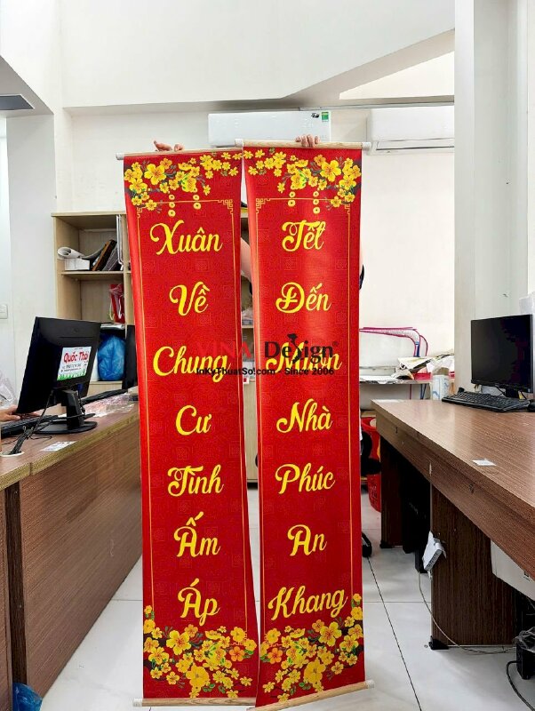 In liễn câu đối treo Tết, vải Canvas mực dầu bóng, nẹp gỗ 2 đầu - INKTS2767