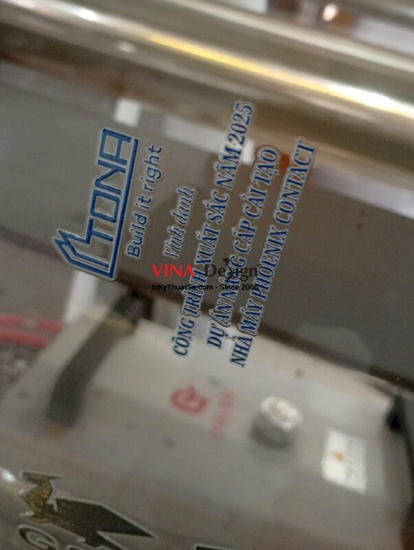 In nhãn UV DTF dán cup kỷ niệm chương vinh danh tri ân nhân viên - INKTS2540