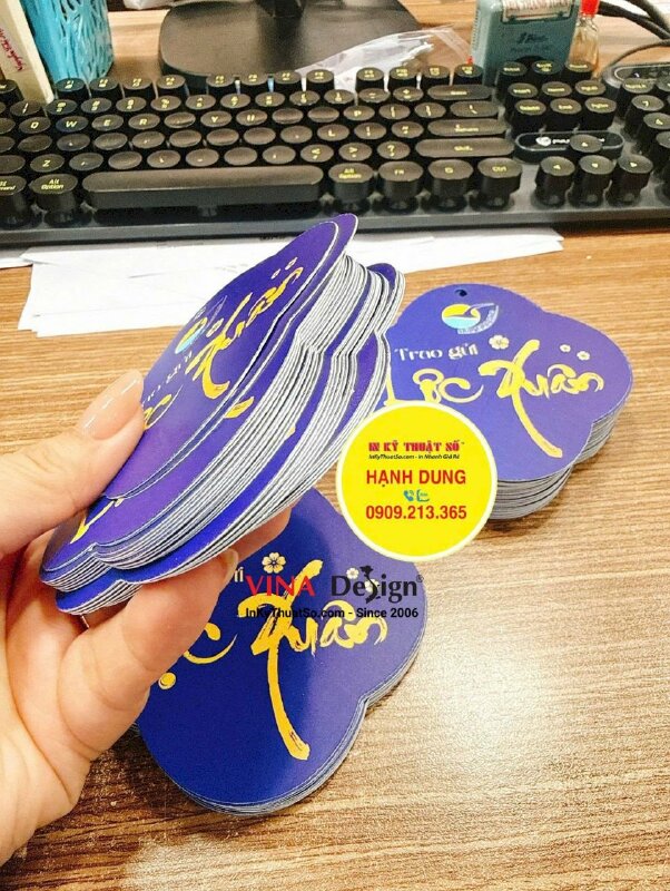 In Tag treo gắn giỏ quà Tết doanh nghiệp - INKTS2557