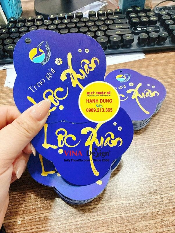 In Tag treo gắn giỏ quà Tết doanh nghiệp - INKTS2557