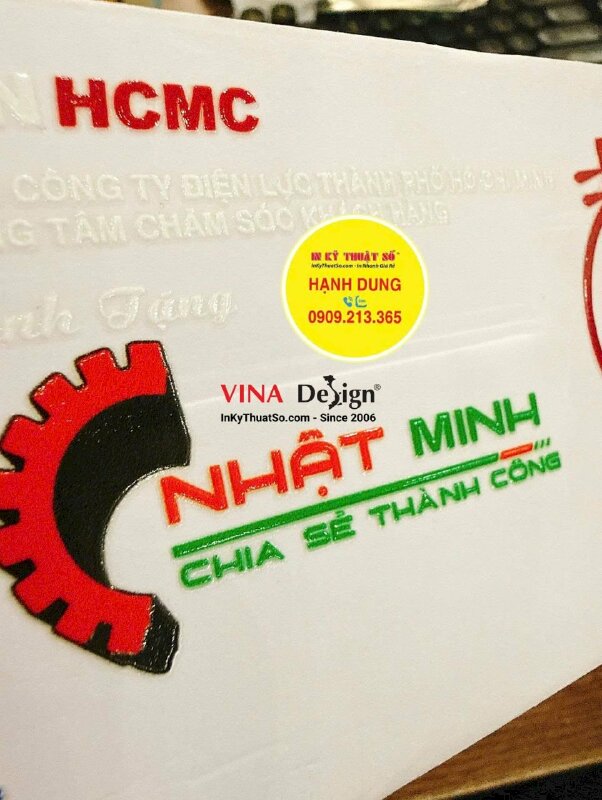 Xưởng in tem nhãn UV DTF dán siêu tiện lợi trên nhiều bề mặt (trừ vải) dán hộp quà Tết Doanh Nghiệp - INKTS2554