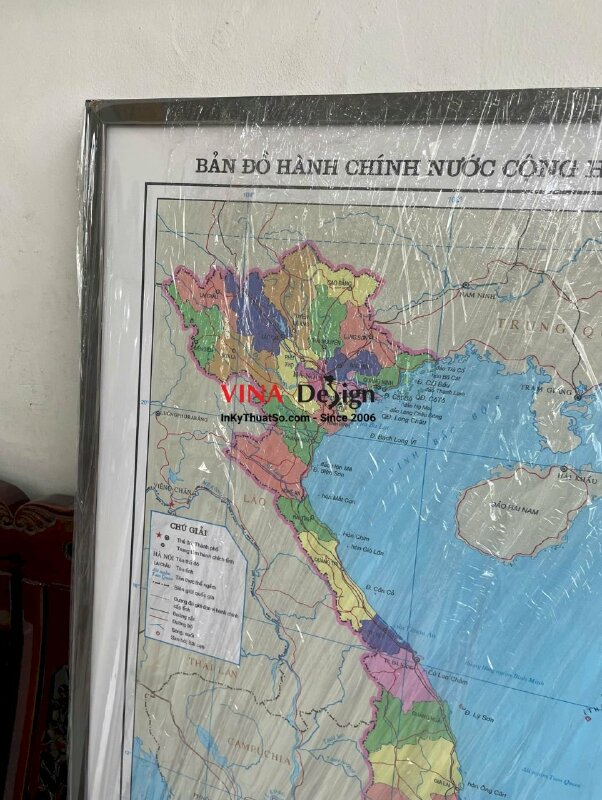 In bản đồ khổ lớn, đóng khung viền gỗ, in mực dầu bóng vải Canvas - INKTS2219
