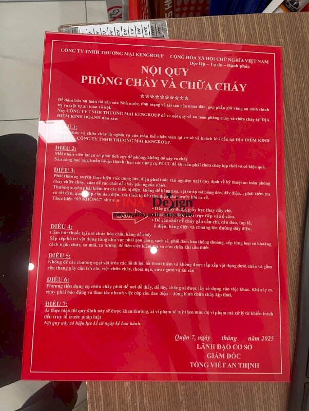 In bảng nội quy Phòng cháy và Chữa cháy PCCC từ Mica trong in UV ngược, lót trắng full nền - INKTS2365