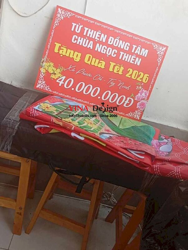 In bảng trao tặng quà Tết nhóm Từ thiện Chùa, in PP dán Formex - INKTS2634