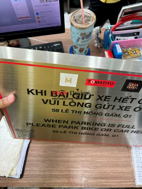In biển chỉ dẫn giữ xe inox xước sang trọng - INKTS425