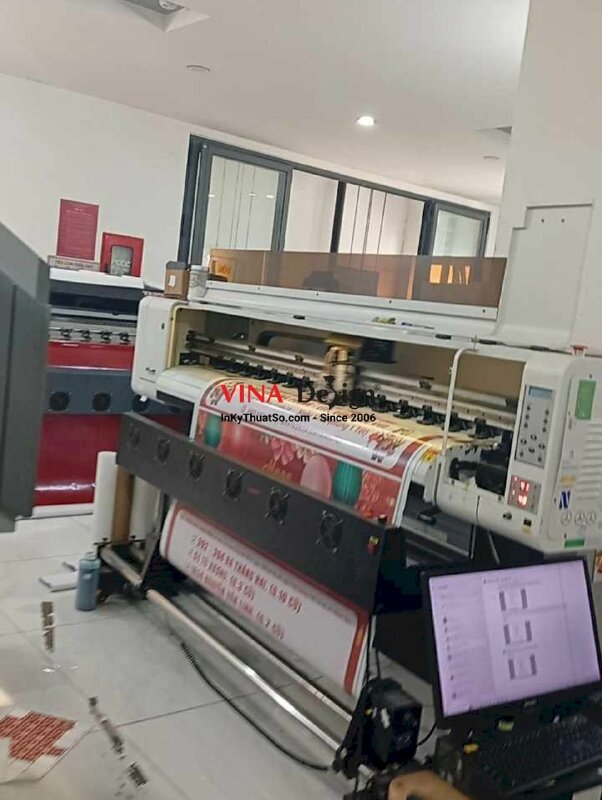 In Decal lưới dán kính cửa hàng đồ nướng và lẩu thông báo lịch hoạt động dịp Tết Nguyên Đán - INKTS2733