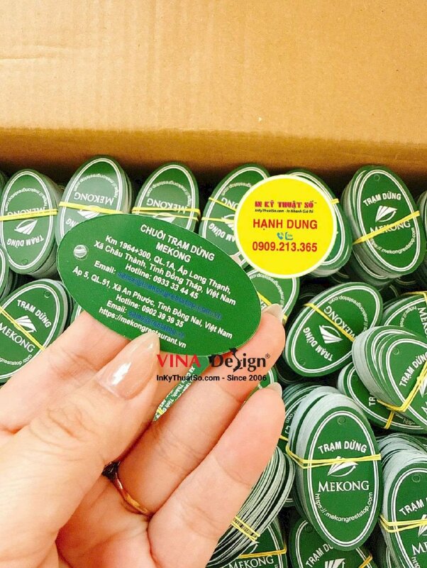 In Tag treo thông tin trạm dừng chân, tag in 2 mặt Offset, đục lỗ 3li - INKTS2708