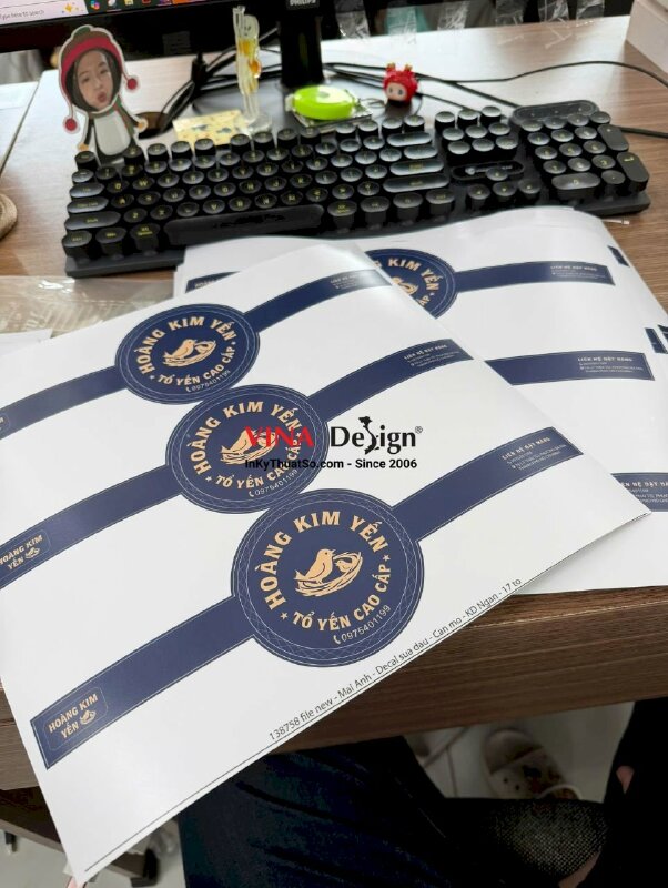 In tem nhãn dán hộp yến, tem Decal sữa dài seal niêm phong hộp tròn hoa mai đựng yến thô, yến tổ - INKTS2712