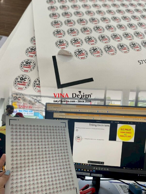 In tem QC Pass, in tem chữ QC Passed logo công ty, ngày tháng năm bằng decal vỡ - INKTS875