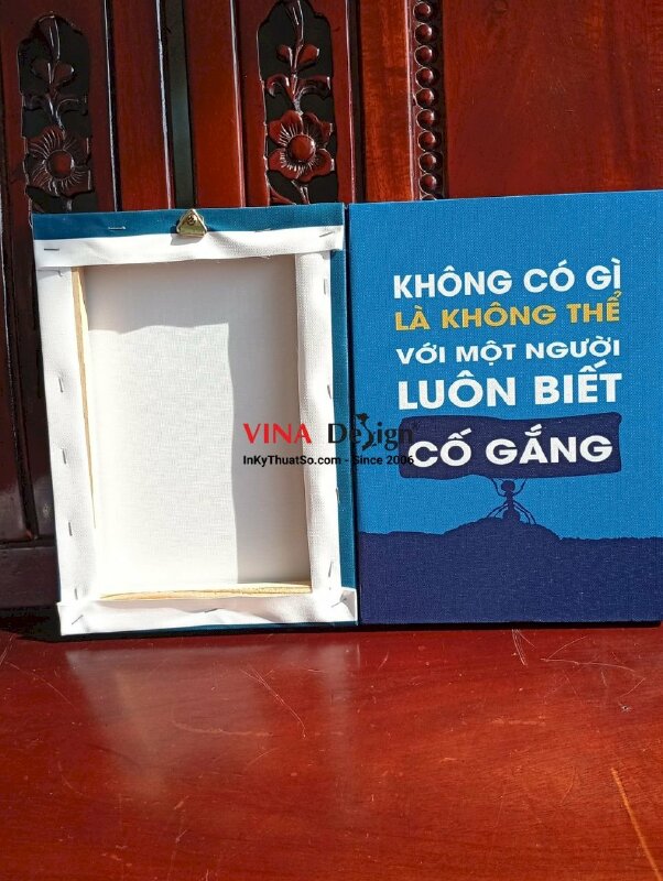 In tranh slogan treo tường Không Có Gì Là Không Thể Với Một Người Luôn Biết Cố Gắng, in Canvas đóng khung - INKTS2743