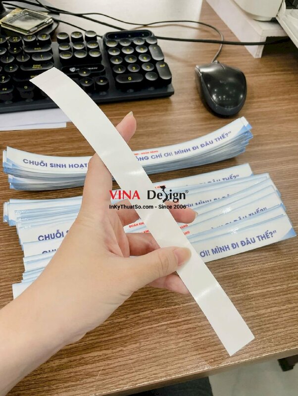 In vòng đeo tay giấy sự kiện, PP không keo, cán bóng, cắt thành phẩm từng dây, đính keo 1 đầu - INKTS2373