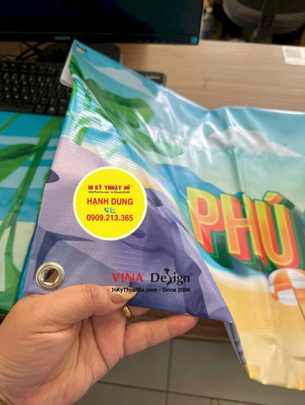 In băng rôn du lịch công ty travel, tour banner in bạt hiflex mực dầu, đóng khoen 4 góc, dán biên xỏ cây - INKTS3705