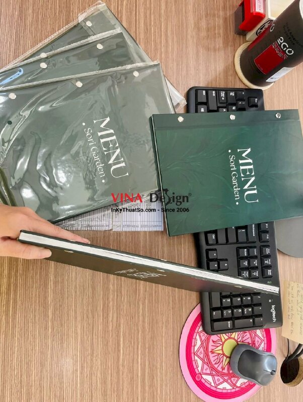 In menu bìa bồi cứng nhà hàng sân vườn, cafe, vườn bia - INKTS829
