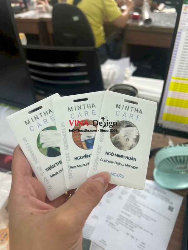 In thẻ từ chấm công nhân viên, làm thẻ từ chấm công, thẻ chấm công - INKTS532