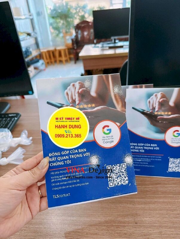 Làm standee Mica để bàn có mã QRcode đánh giá Google Map,  in Decal sữa khổ A5 dán lên Mica chữ L - INKTS3694