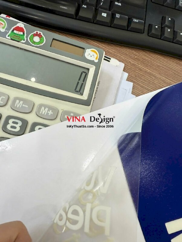 In nhãn dán kính Xin Lưu Ý Vui Lòng Tự Bảo Quản Tài Sản Cá Nhân, Decal trong in UV có mực trắng - INKTS3719