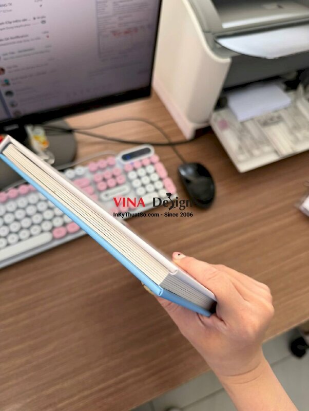 In photobook kỷ niệm công ty khổ A4, nhận in dù chỉ 1 cuốn - INKTS3723