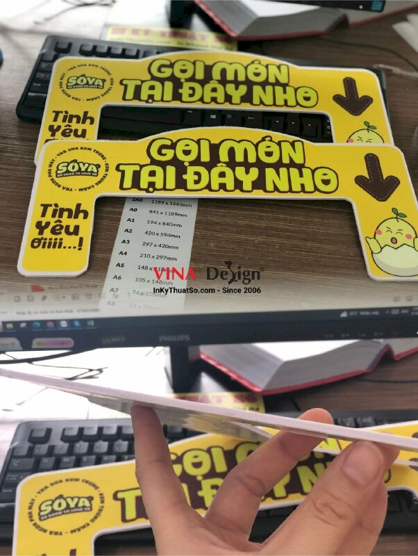 In PP cán mờ bồi formex 3li làm mô hình dán trang trí máy POS - INKTS303