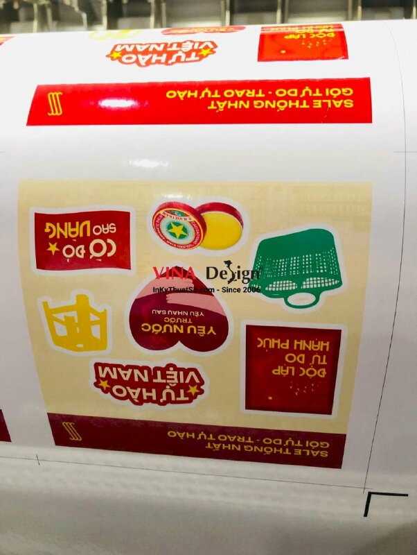 In set sticker chủ đề Tự hào Việt Nam, in số lượng lớn từ Decal sữa - INKTS3773