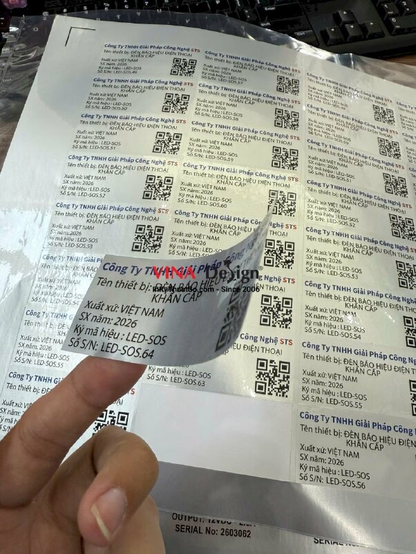 In tem bạc dán thiết bị Đèn báo hiệu điện thoại khẩn cấp, dàn file in lên khổ A3, có bế - INKTS3718