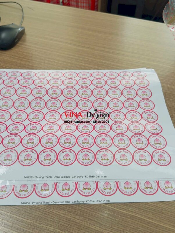 In tem dán hũ sữa chua, tem tròn đường kính 3cm in Decal sữa mực dầu cán bóng - INKTS3760