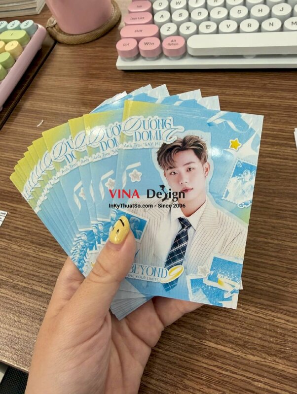 In thẻ Staff support idol tại concert, thẻ nhựa mỏng in laser 2 mặt - INKTS3770