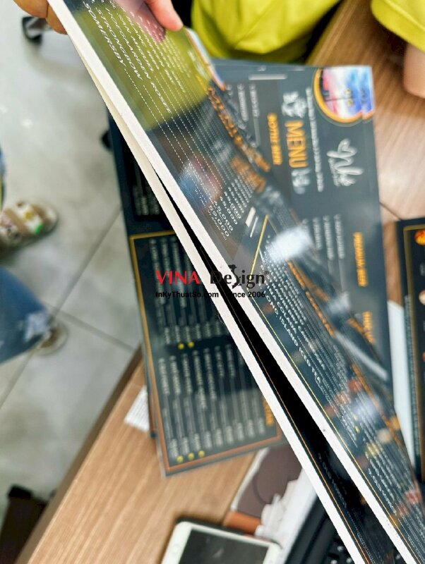 In thực đơn quán nhậu PP bồi formex nền đen độc đáo - INKTS419