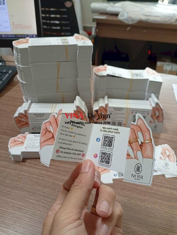 In tờ rơi quảng cáo kẹp lên kính xe hơi, tờ rơi tag gấp chủ đề Nail Spa, hàng gửi đi Mỹ - INKTS3777