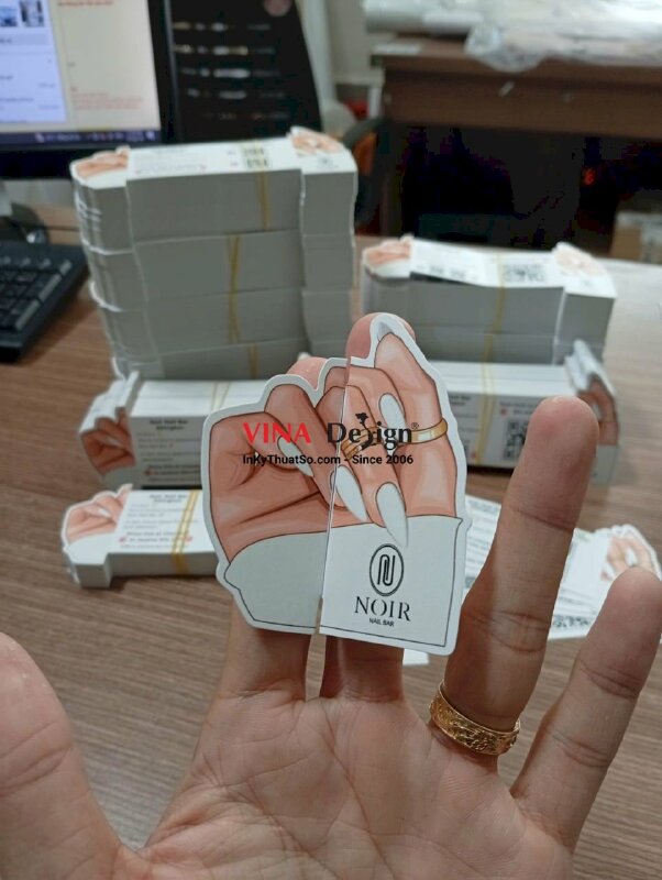 In tờ rơi quảng cáo kẹp lên kính xe hơi, tờ rơi tag gấp chủ đề Nail Spa, hàng gửi đi Mỹ - INKTS3777