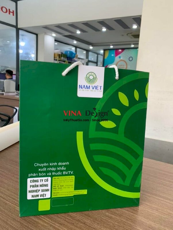 In túi giấy công ty nông nghiệp, quai dù trắng, in Offset giấy C300gsm cán mờ - INKTS3776