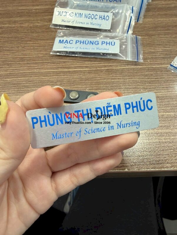 Làm bảng tên Inox xước in UV chức danh Master of Science in Nursing Thạc sĩ Khoa học Điều dưỡng (MSN) - INKTS3747