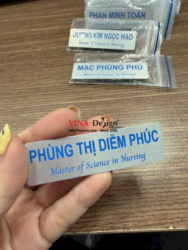 Làm bảng tên Inox xước in UV chức danh Master of Science in Nursing Thạc sĩ Khoa học Điều dưỡng (MSN) - INKTS3747