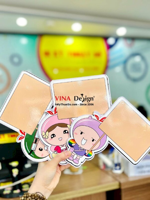 Chibi cầm bảng ghi chú check list công việc học tập decor trang trí, in PP cán format - INKTS631