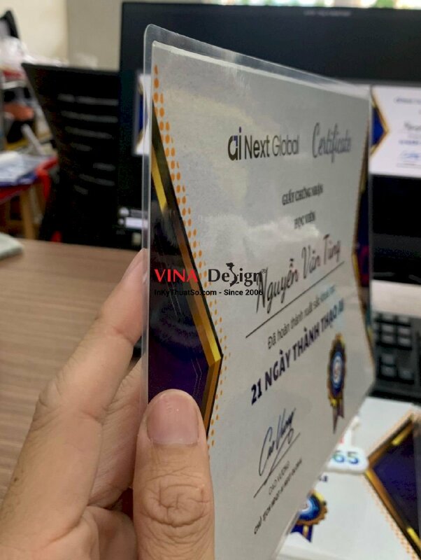 In giấy chứng nhận hoàn thành khóa học, in Certificate cho học viên trung tâm đào tạo - INKTS1185