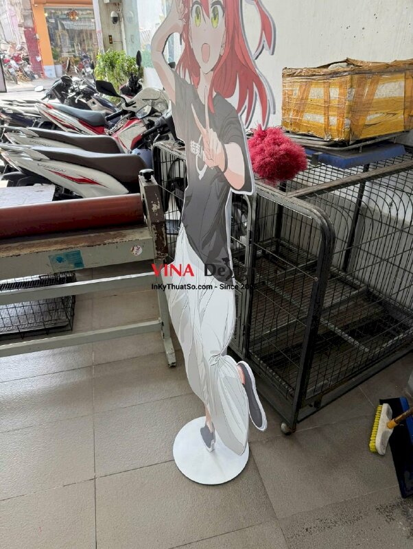 In standee chân sắt nhân vật Ikuyo Kita từ anime Bocchi the Rock - INKTS3786