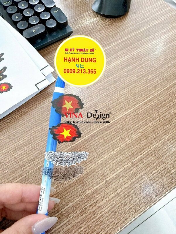 In sticker set decal sữa cán màng mờ, bế theo viền, dàn file in lên khổ 0.5m2 - INKTS3781