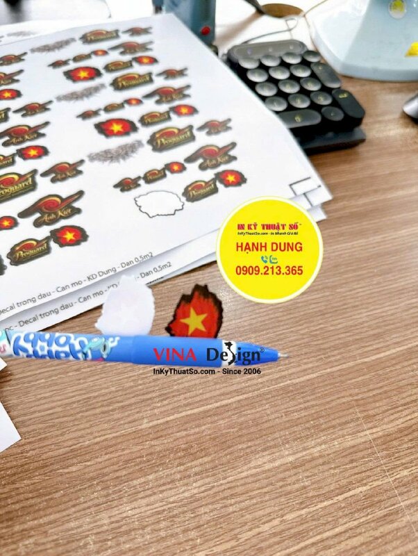 In sticker set decal sữa cán màng mờ, bế theo viền, dàn file in lên khổ 0.5m2 - INKTS3781