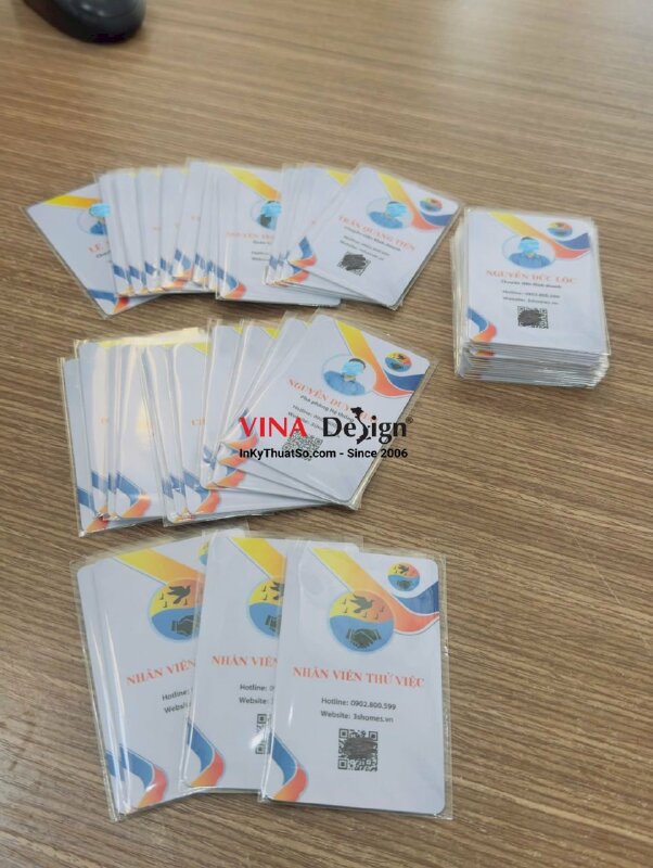 In thẻ nhân viên số lượng ít cho bất động sản chuyên cung cấp dịch vụ phòng cho thuê và căn hộ - INKTS3778
