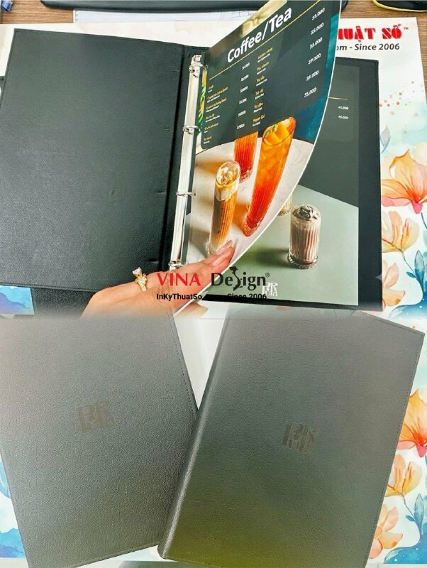 In ruột menu giấy C300gsm bồi 2 lớp, cán mờ 2 mặt, dập lỗ tròn, gắn bìa da khách đưa - INKTS1158