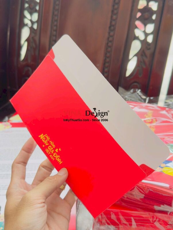 Set bao thư & thiệp chúc mừng Ngày Gia Đình Việt Nam cho công ty nhà mạng viễn thông, hàng gửi từ TPHCM đi Campuchia - INKTS3820