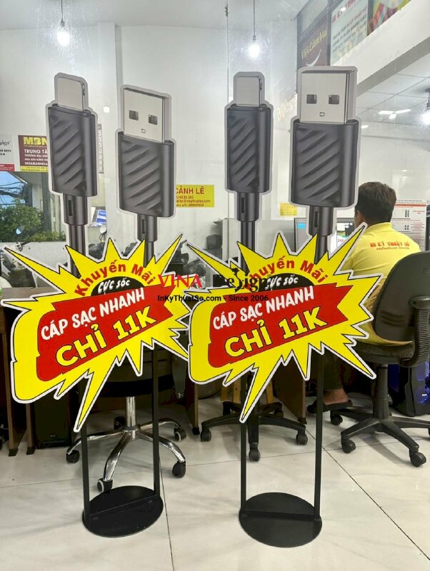 Chân standee ngoài trời mô hình sản phẩm quảng cáo khuyến mãi - INKTS892