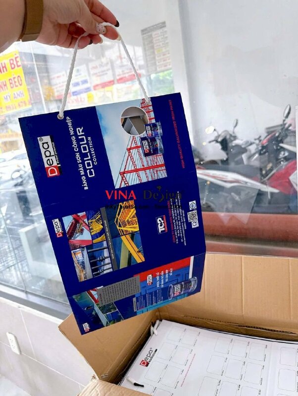 In catalogue & tag tên mã màu sơn công nghiệp, cấn gấp, gắn dây treo, in offset - INKTS3848