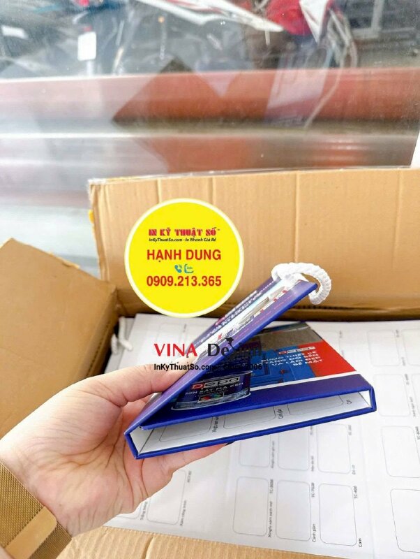 In catalogue & tag tên mã màu sơn công nghiệp, cấn gấp, gắn dây treo, in offset - INKTS3848
