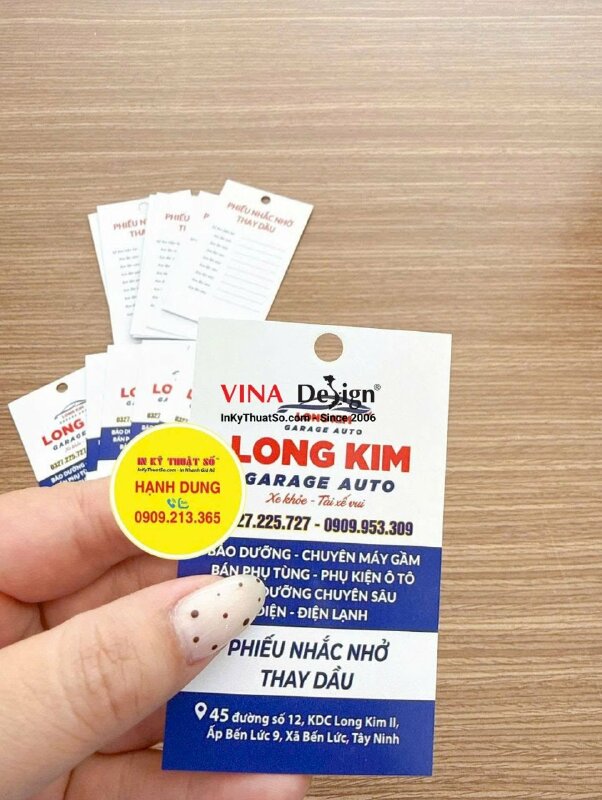 In thẻ nhắc bảo dưỡng ô tô cho garage xe, in giấy Coucher 2 mặt, không màng, bấm lỗ tròn - INKTS3833