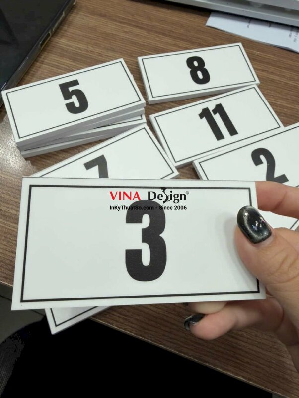 In thẻ số bàn dán tường PP cán formex, đánh số bàn 1, 2, 3, 4, 5, 6, 7, 8, 9, 10, 11, 12 - INKTS3849