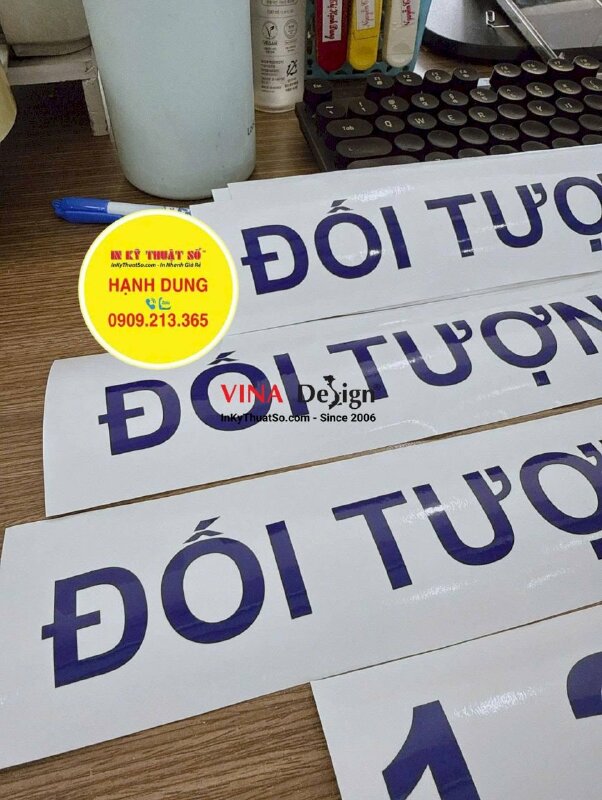 Cắt chữ Decal dán quầy phát thuốc bệnh viện, cắt vi tính chữ, số Decal vật tư màu xanh dương - INKTS3890